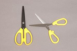 データ加工は外注でコストを削減